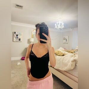 Garage- Black Lace corset(s)